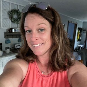 Meet your Posher, Rebecca